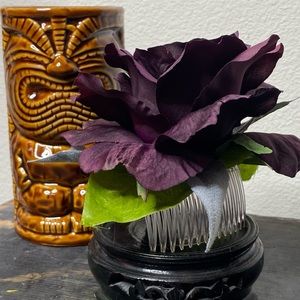 Big dark rose rockabilly hair comb